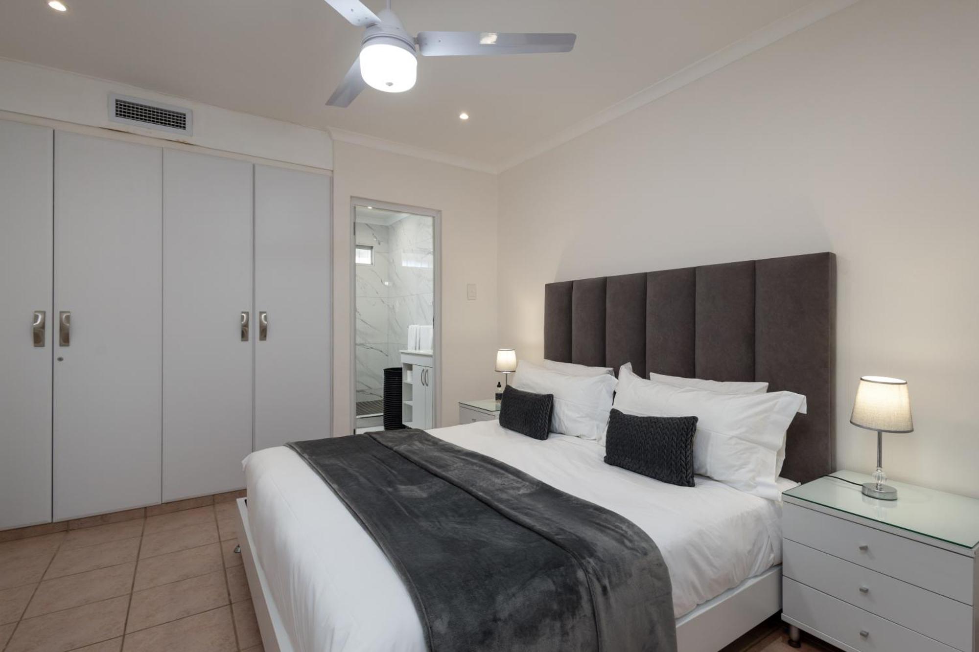 73 Kyalanga - By In Umhlanga * Durban